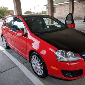 Meet your Posher, Cesar